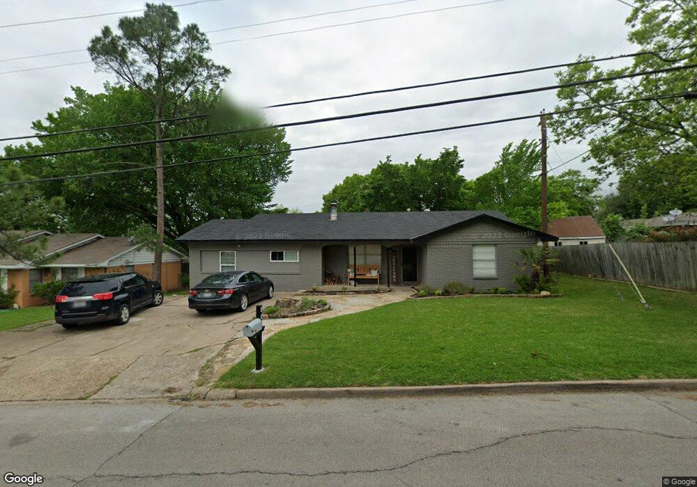 802 W Baldridge St, Ennis, TX 75119 - photo 1