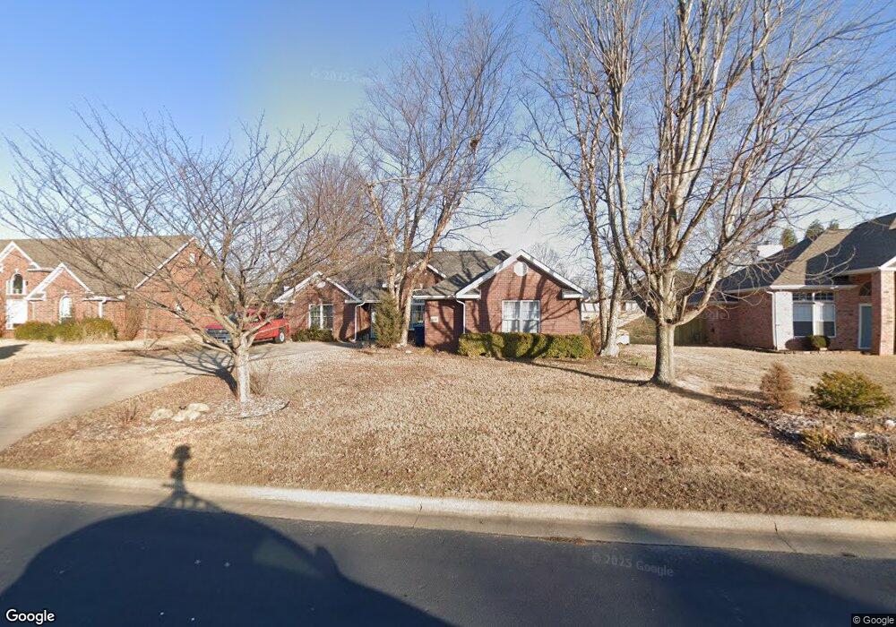 306 Coachlight Dr, Bentonville, AR 72712 - photo 1