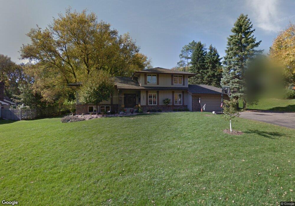 16831 Creek Ridge Trail, Minnetonka, MN 55345 - photo 1