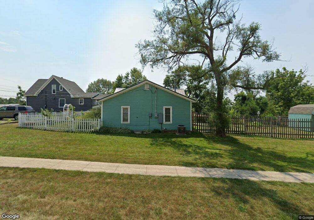 1844 20th St NW, Cedar Rapids, IA 52405 - photo 1