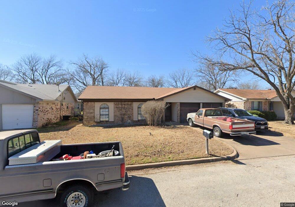 633 Saddle Rd, Fort Worth, TX 76108 - photo 1