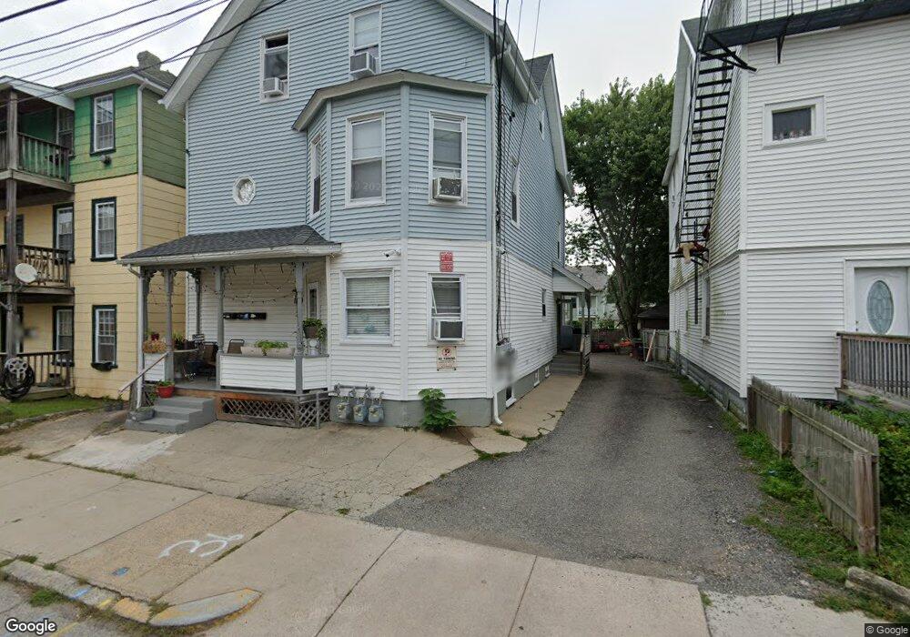 149 2nd Ave, Woonsocket, RI 02895 - photo 1