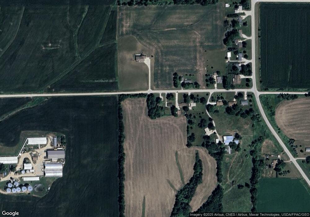 905 S 52nd Ave E, Newton, IA 50208 - photo 1