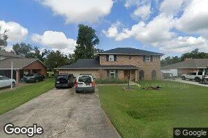 28 E Levert Dr, Luling, LA 70070