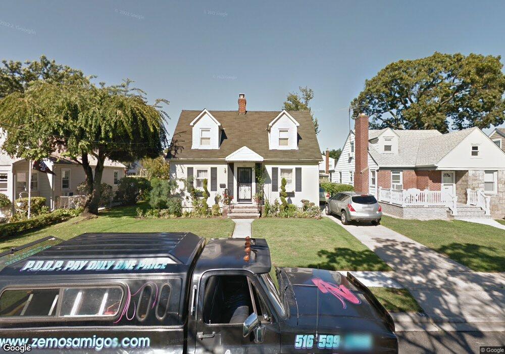 70 State St, Rockville Centre, NY 11570 - photo 1