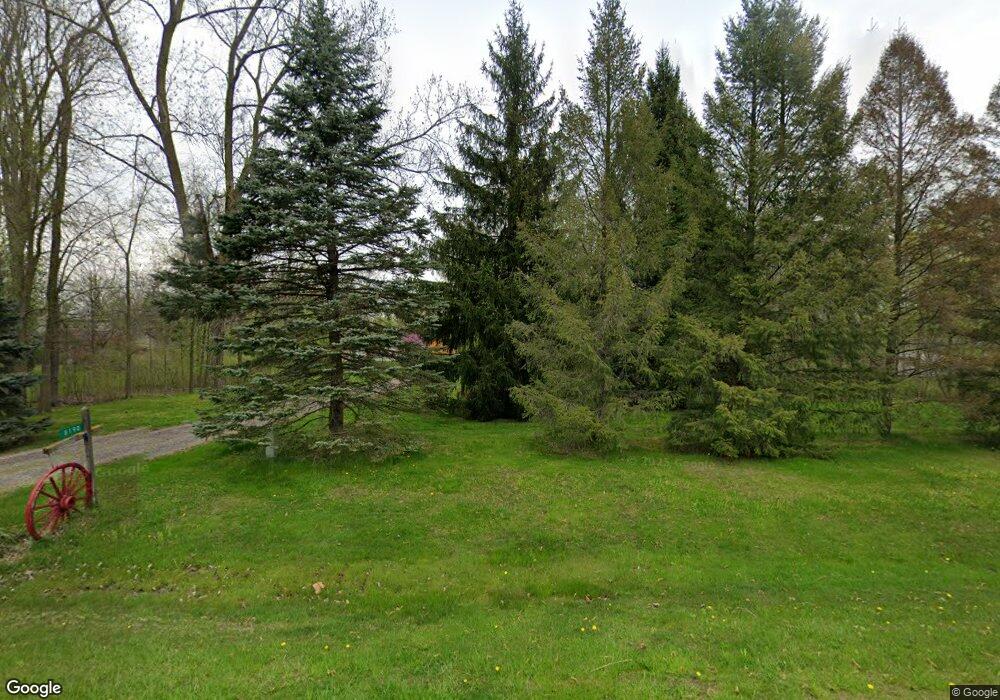 8190 Hill Rd, Swartz Creek, MI 48473 - photo 1