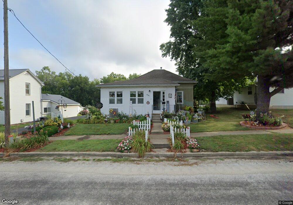 441 E Beardstown St, Virginia, IL 62691 - photo 1