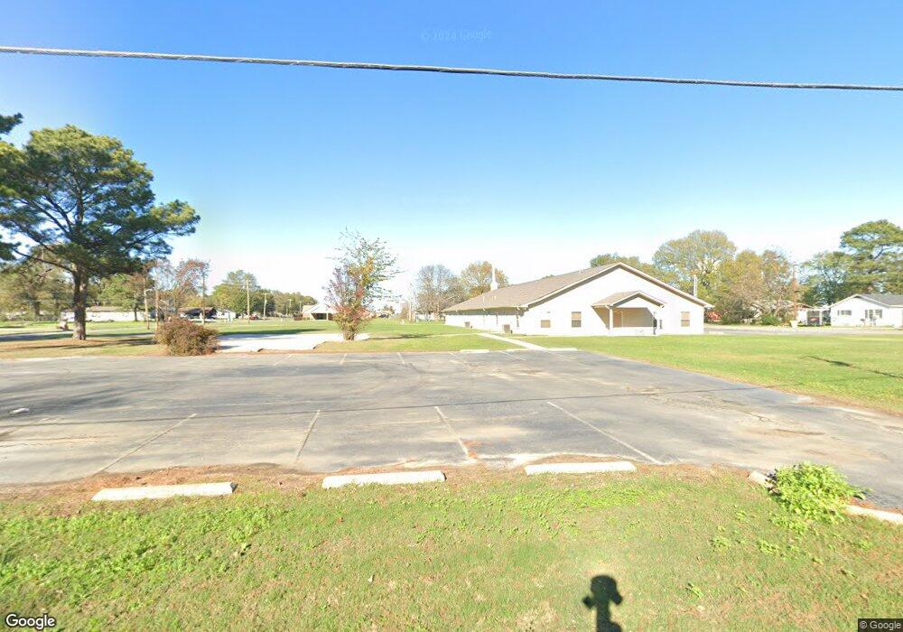 1111 N Main St, Stuttgart, AR 72160 - photo 1