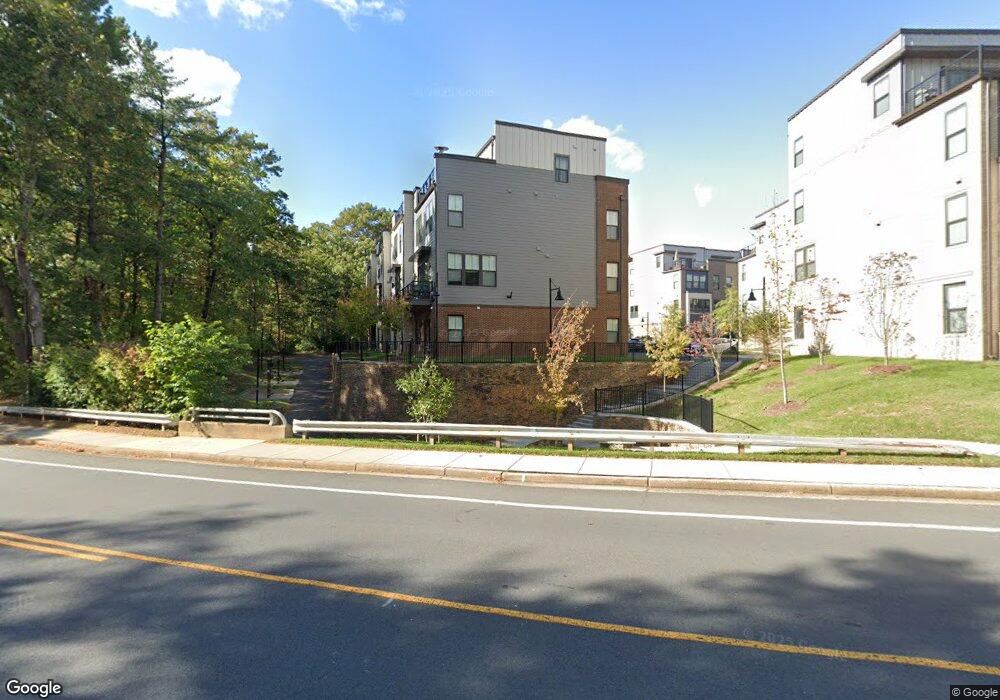 12020 N Shore Dr, Reston, VA 20190 - photo 1