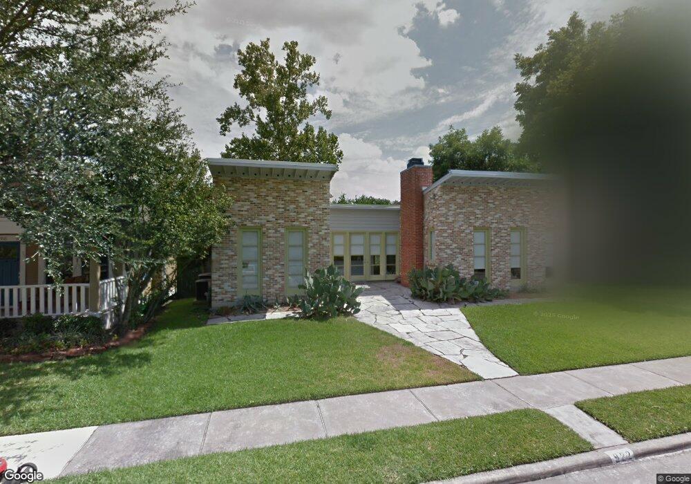 922 Omar St, Houston, TX 77009 - photo 1