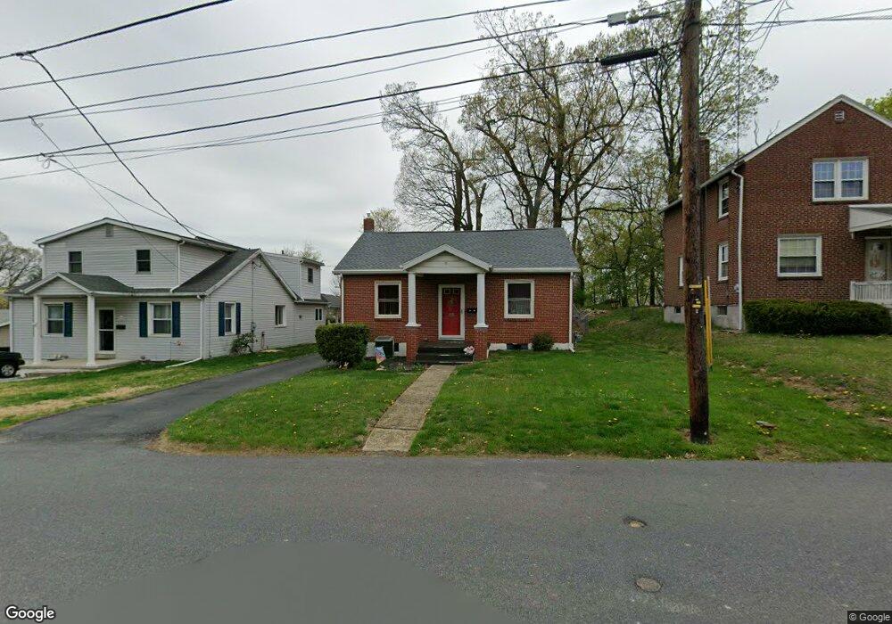 3616 Oak St, Reading, PA 19605 - photo 1