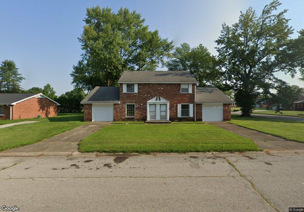 3830 Camelot Ln, Columbus, IN 47203 - photo 1