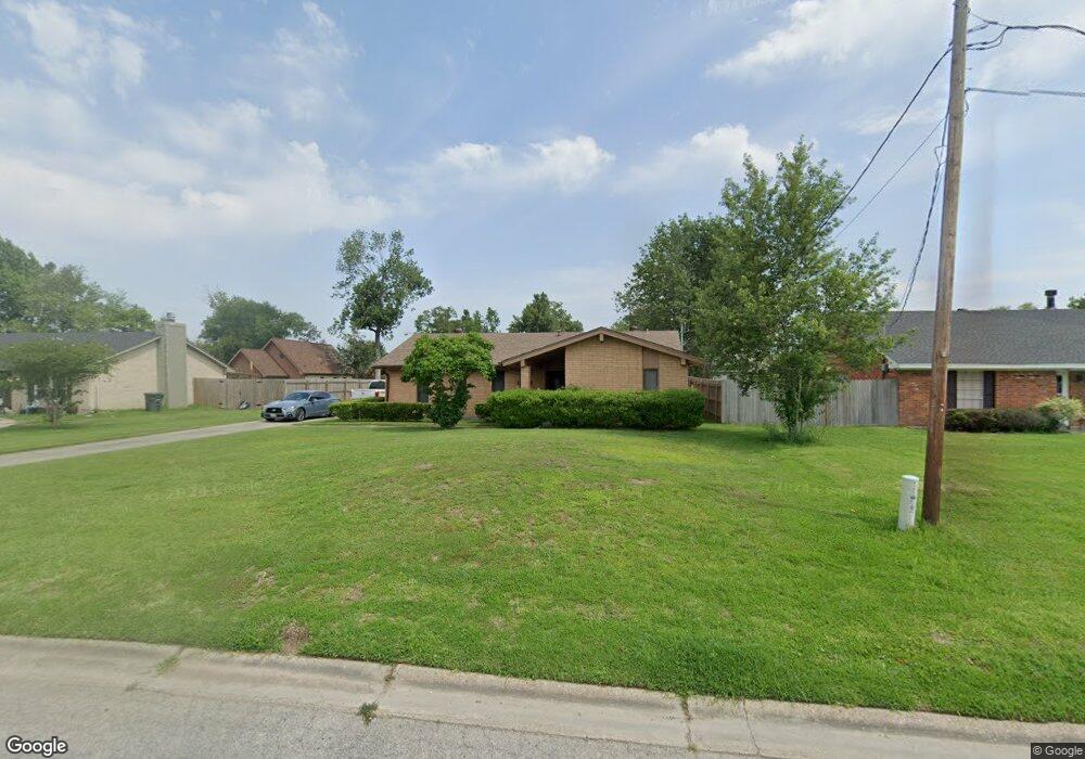 1626 Whispering Woods Dr, Lake Charles, LA 70605 - photo 1