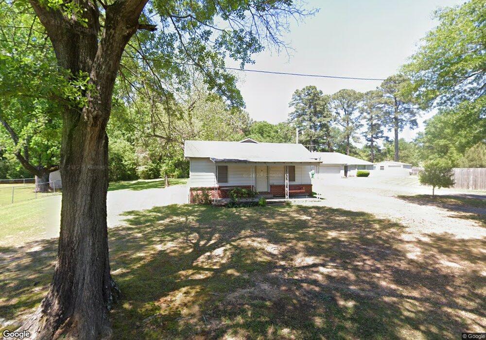 102 Lilac St, Texarkana, TX 75501 - photo 1