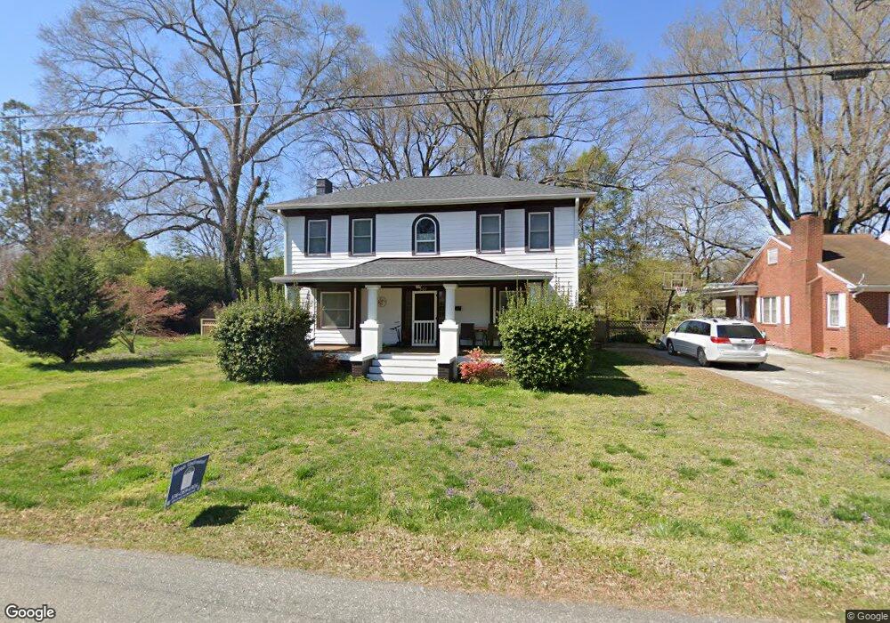 307 E Dolphin St, Siler City, NC 27344 - photo 1