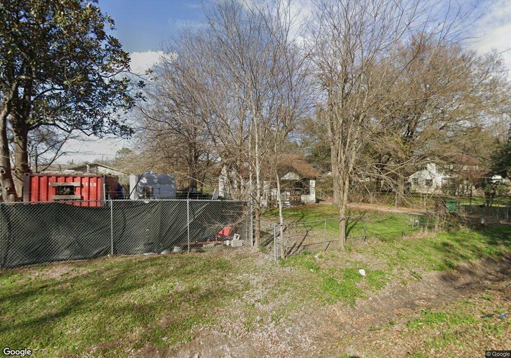 607 Wainwright St, Houston, TX 77022 - photo 1