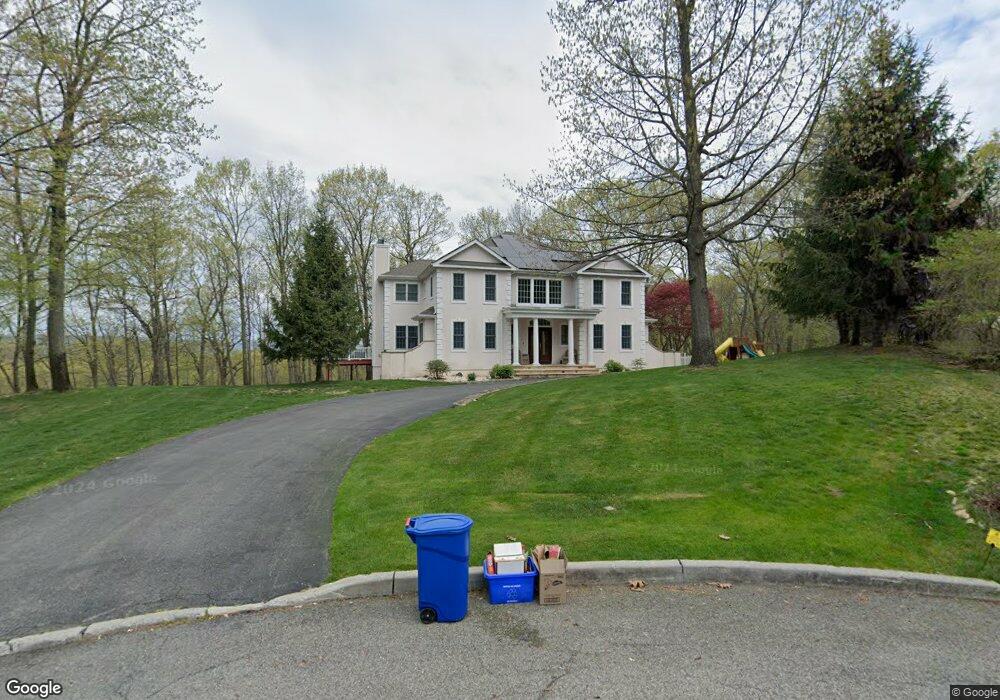 5 Stephanie Ln, Croton On Hudson, NY 10520 - photo 1