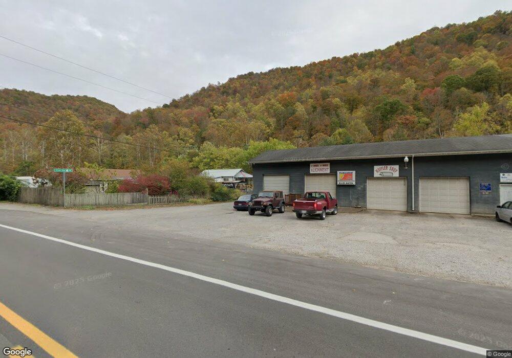 39 1st Ave, Dixie, WV 25059 - photo 1