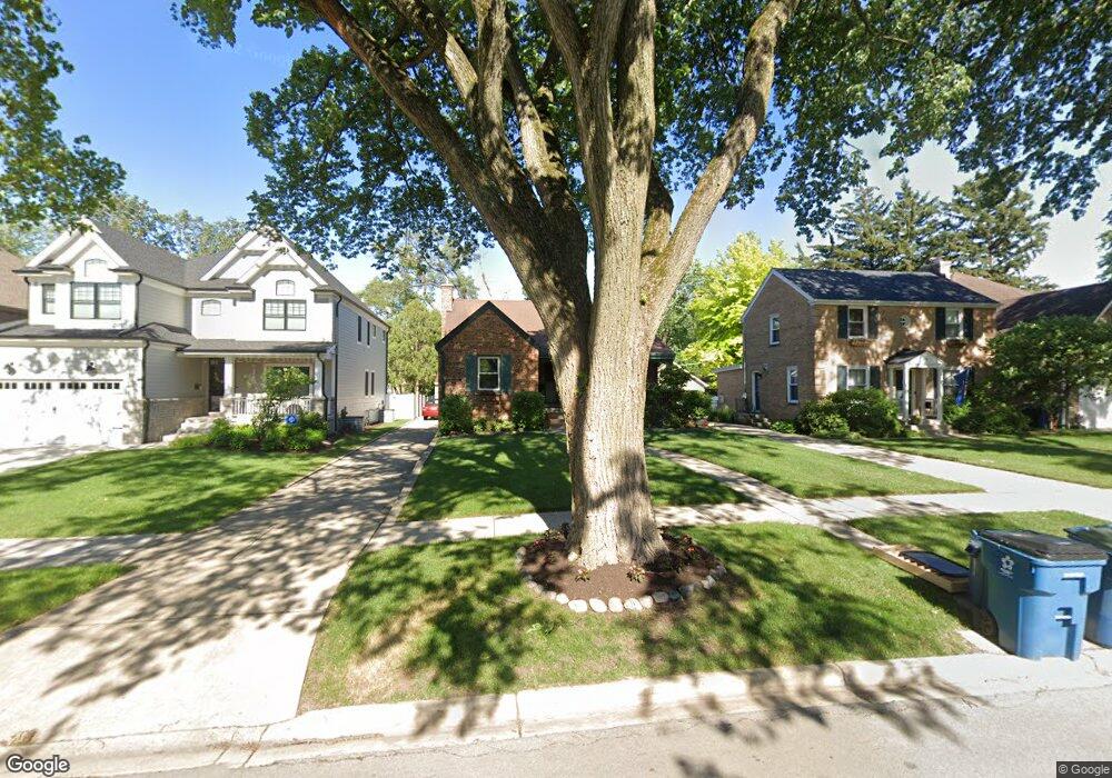 427 N Maple Ave, Elmhurst, IL 60126 - photo 1