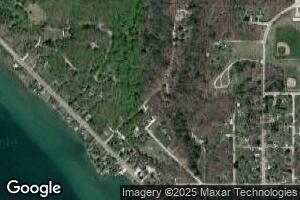 4 Fourth Ave, Onekama, MI 49675