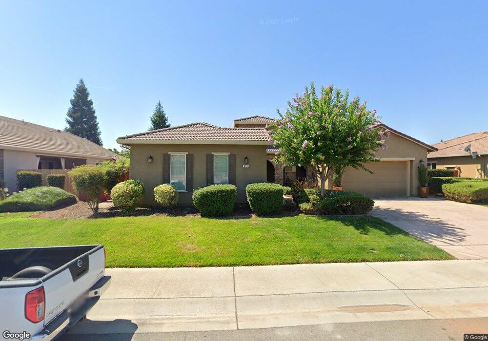 631 Rivercrest Pkwy, Redding, CA 96002 - photo 1