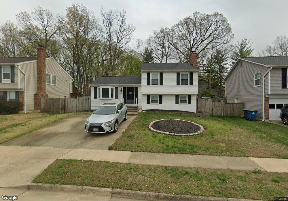 7631 Fallswood Way, Lorton, VA 22079 - photo 1