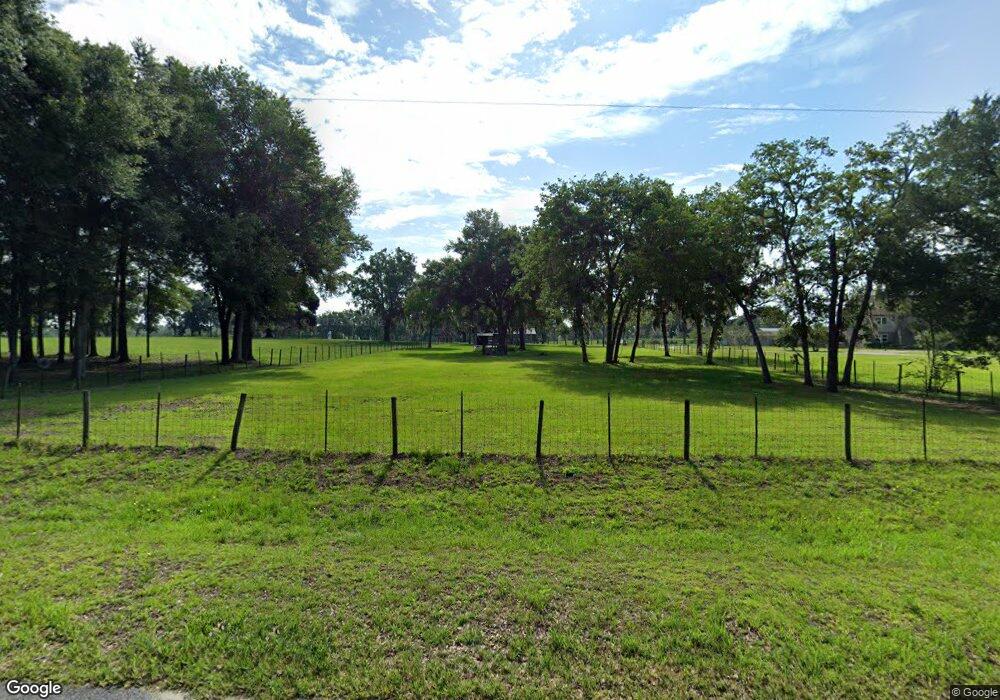 327 NW Carr Ct, Lake City, FL 32055 - photo 1