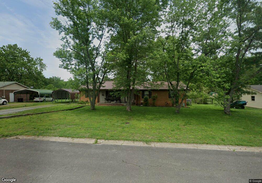 1303 Mockingbird Dr, Shelbyville, TN 37160 - photo 1