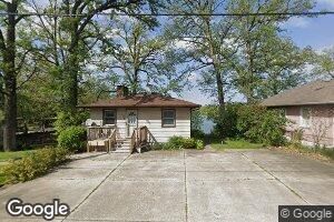 221 Island Dr, Lowell, IN 46356