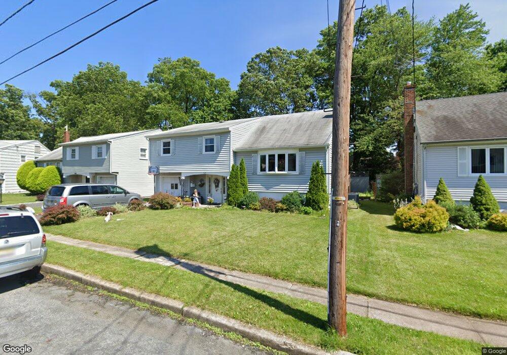 563 Scotland Rd, Union, NJ 07083 - photo 1