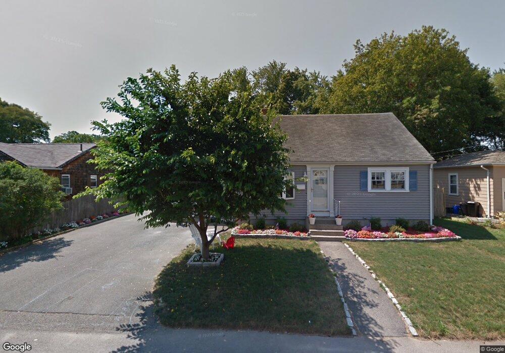 55 Winslow St, Riverside, RI 02915 - photo 1