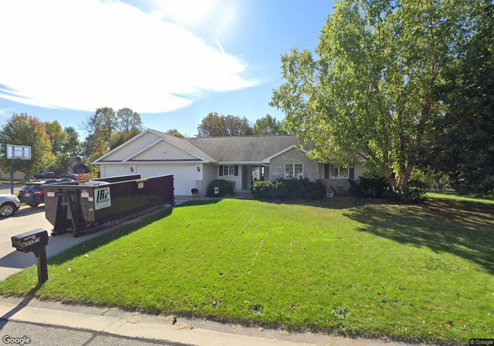 W5523 Mutzy Way, Appleton, WI 54915 - photo 1