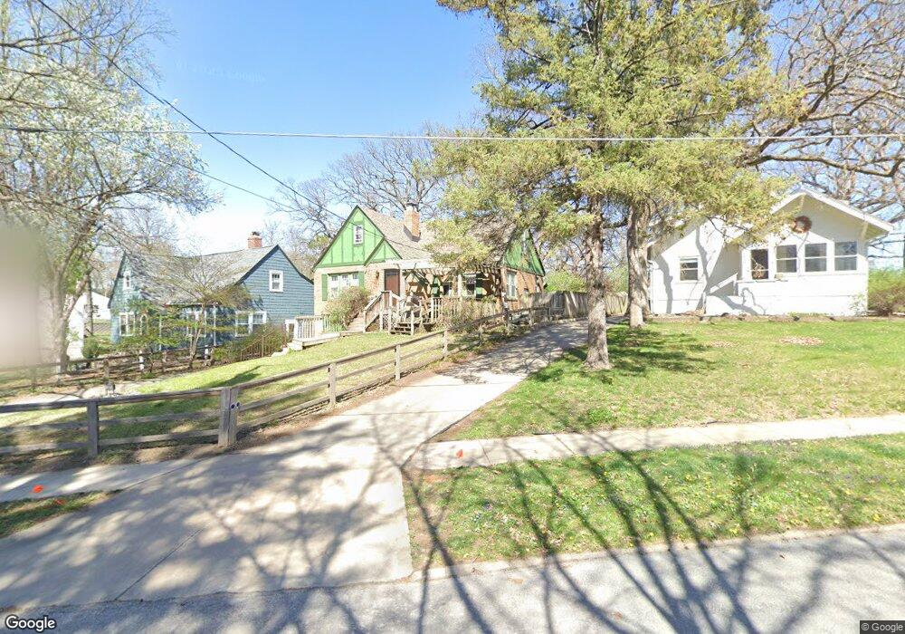 2619 39th St, Des Moines, IA 50310 - photo 1