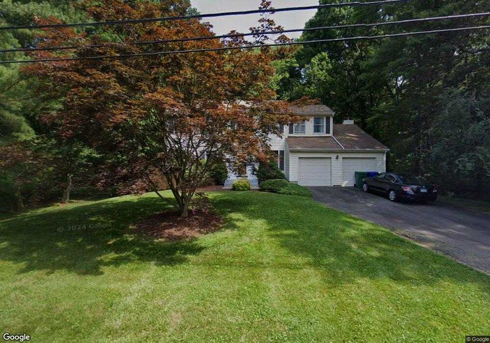 62 Croydon Dr, Bloomfield, CT 06002 - photo 1