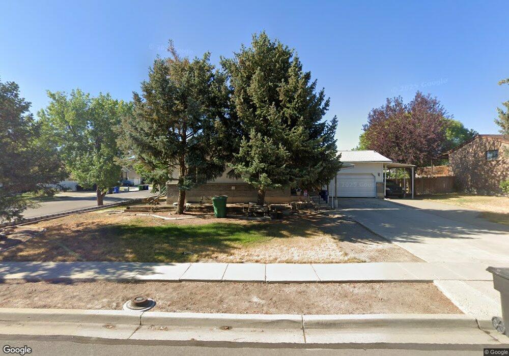 2559 Jordan Meadows Ln, West Jordan, UT 84084 - photo 1