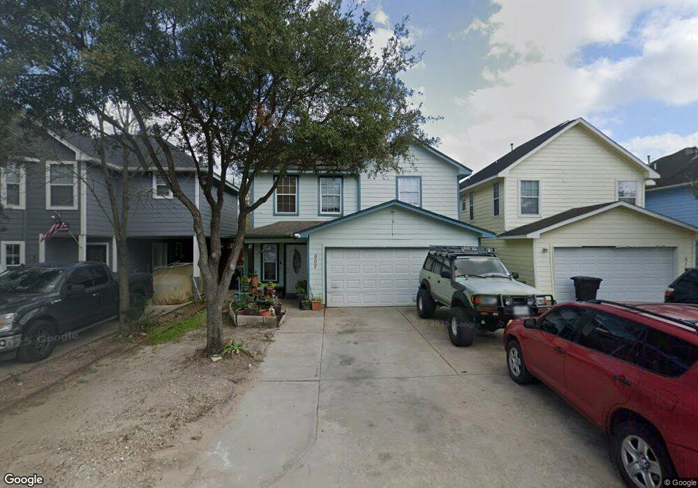 507 Firnat St, Houston, TX 77022 - photo 1