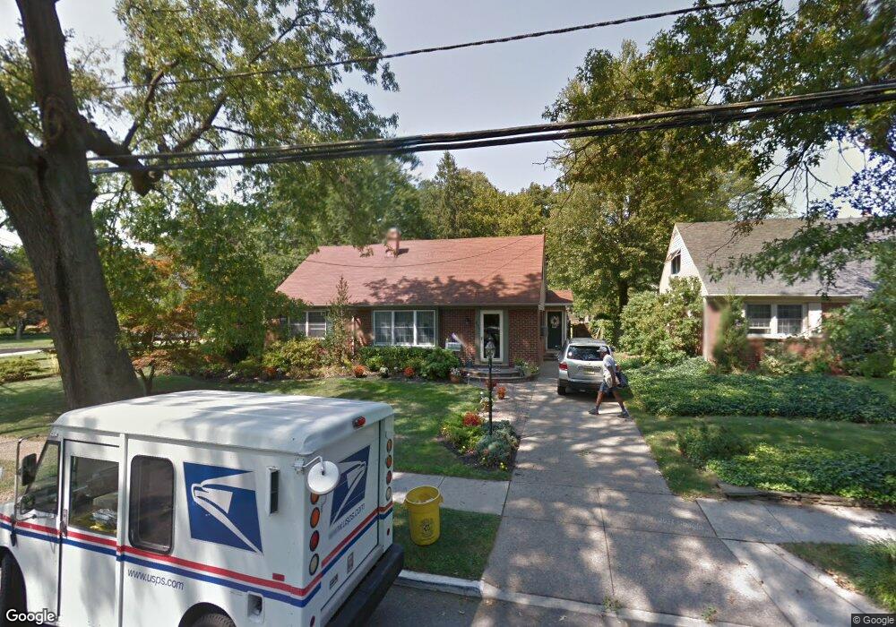 855 Mercer Dr, Haddonfield, NJ 08033 - photo 1