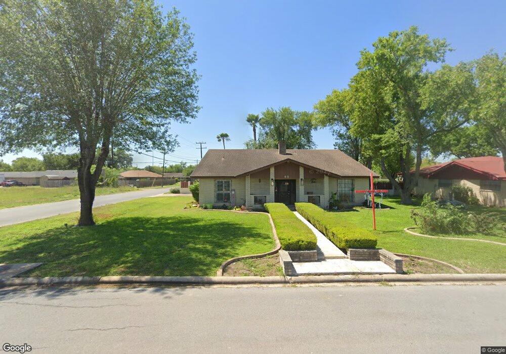 1016 E Bagwell St, Pharr, TX 78577 - photo 1