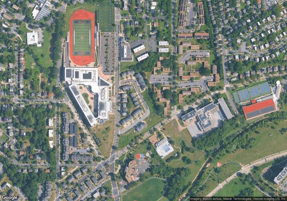 1 Woodcrest Dr SE, Washington, DC 20032 - photo 1