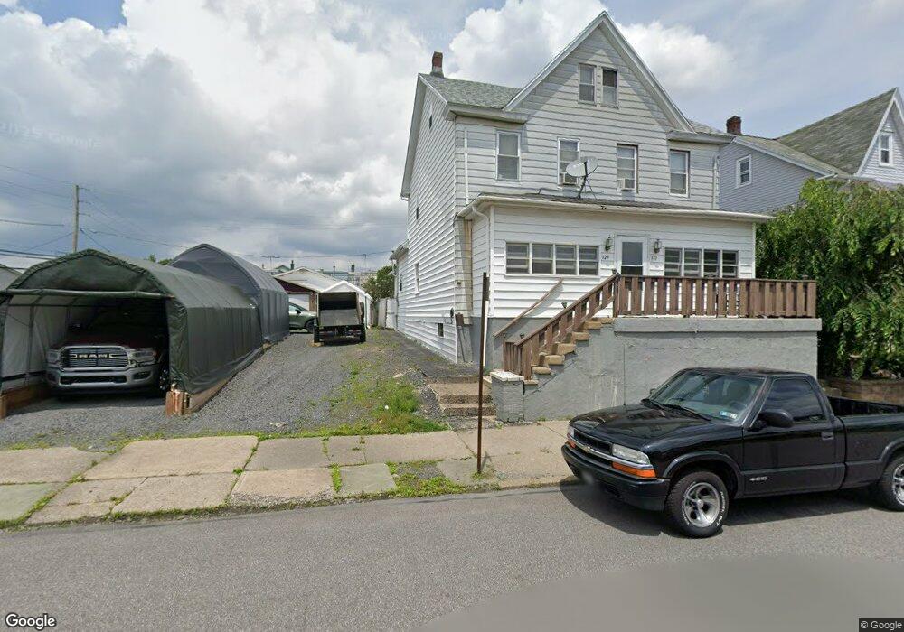 325 Carleton Ave, Hazleton, PA 18201 - photo 1