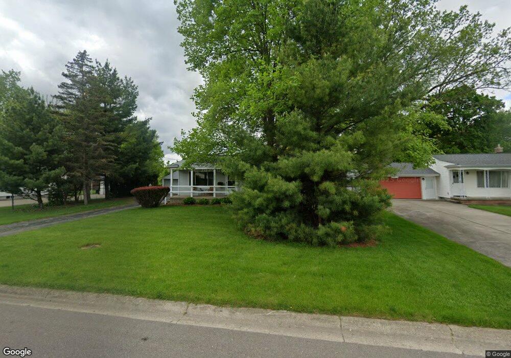 4360 Ashlawn Dr, Flint, MI 48507 - photo 1