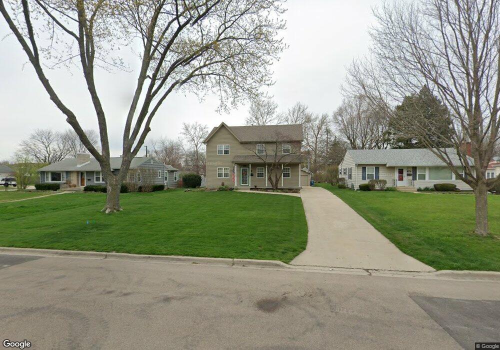 1711 Garfield Ave, Aurora, IL 60506 - photo 1