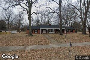 509 N Main St, Charleston, MO 63834