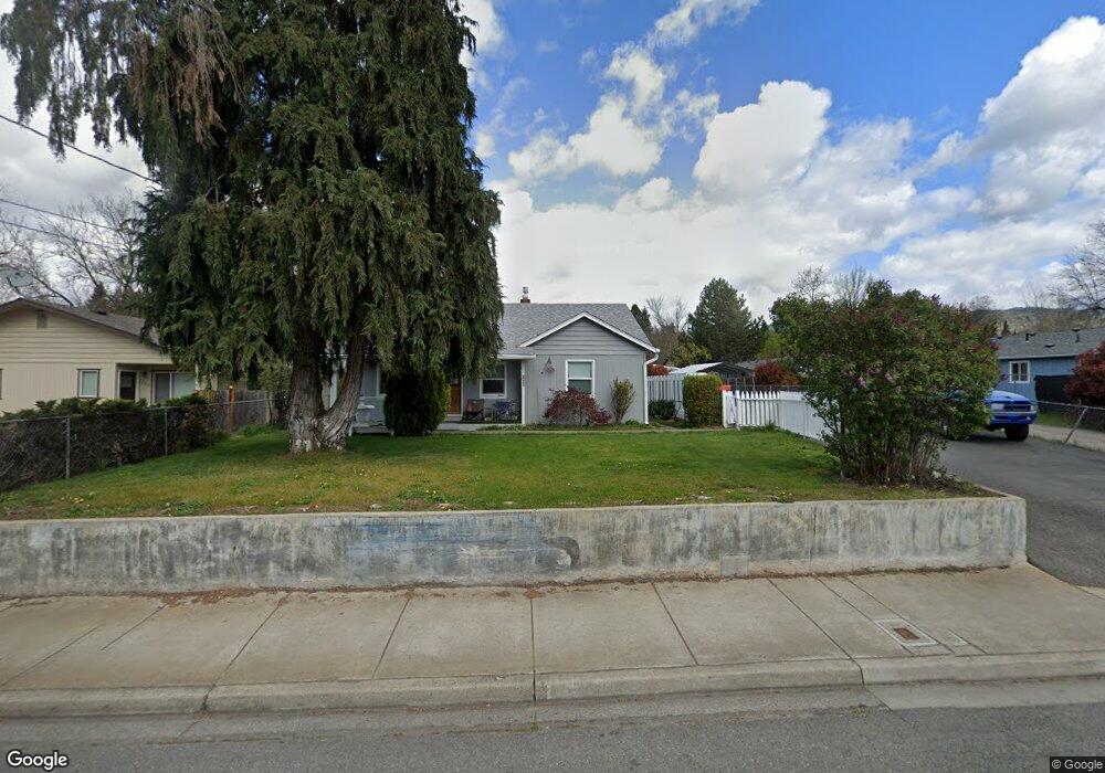 1406 SW G St, Grants Pass, OR 97526 - photo 1