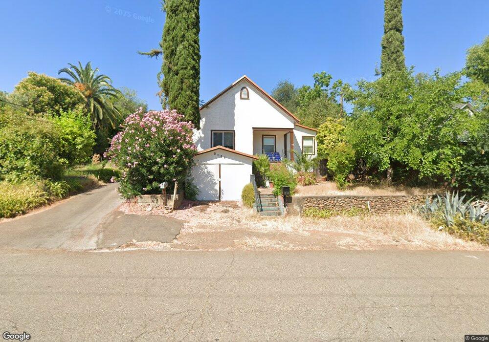 1230 Willis St, Redding, CA 96001 - photo 1