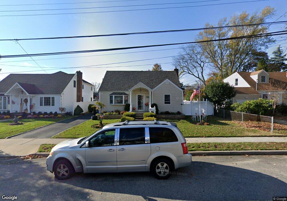 2700 Soper Ave, Baldwin, NY 11510 - photo 1