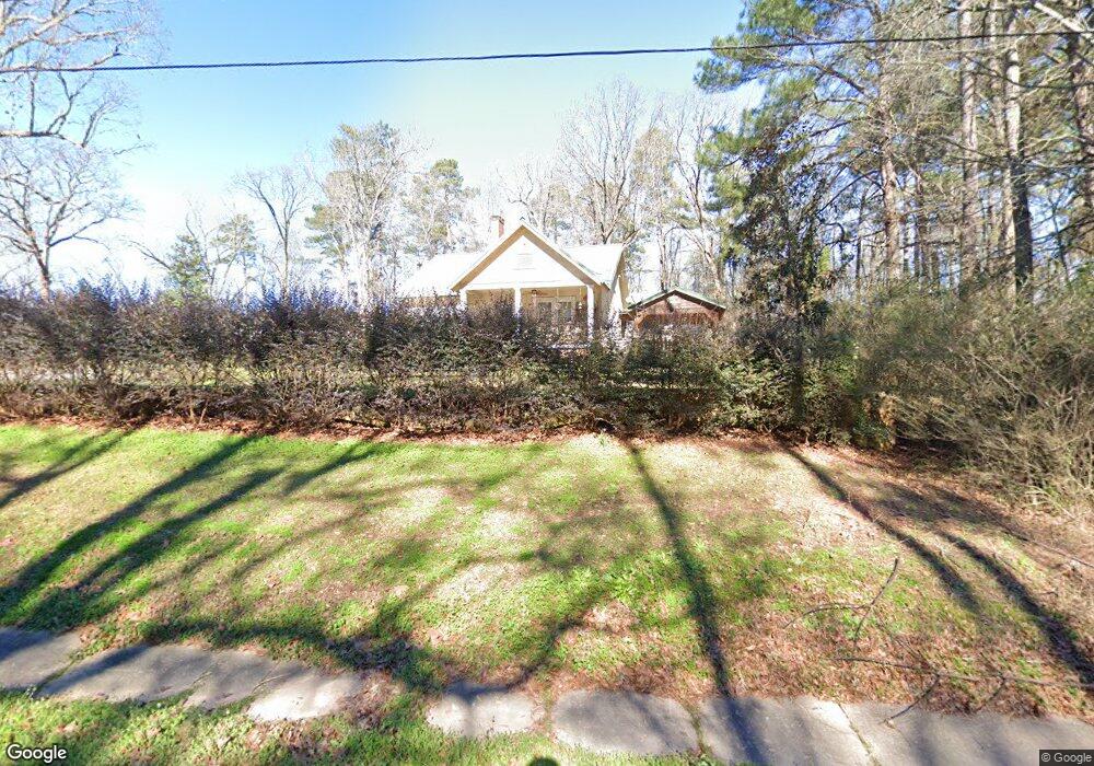 616 Forsyth St, Barnesville, GA 30204 - photo 1