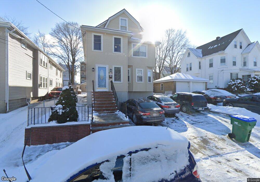 10 4th St unit 1, Medford, MA 02155 - photo 1