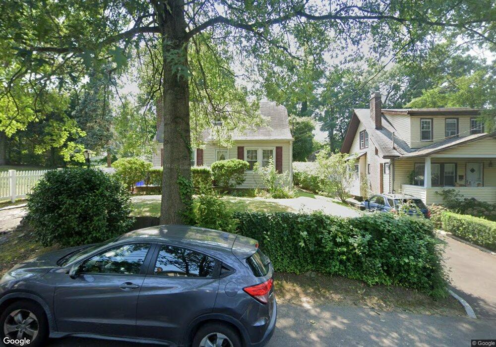 12 Grove St, Sea Cliff, NY 11579 - photo 1