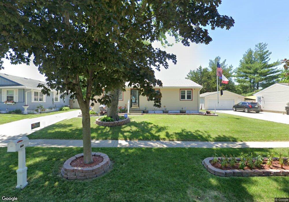 2227 E Rose Ave, Des Moines, IA 50320 - photo 1